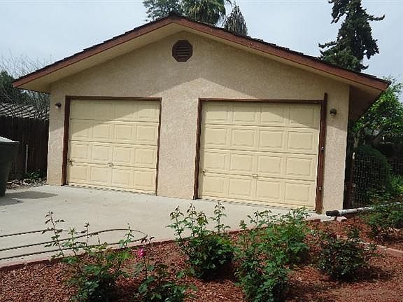 2nd image of 2592 Mayfair Ct