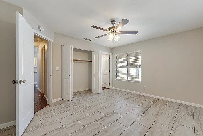 421 E Bart Dr — Photo 9