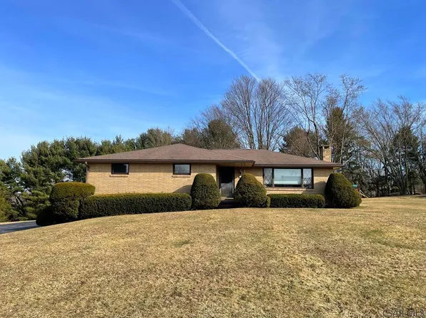 101 Oak St, Windber, PA 15963