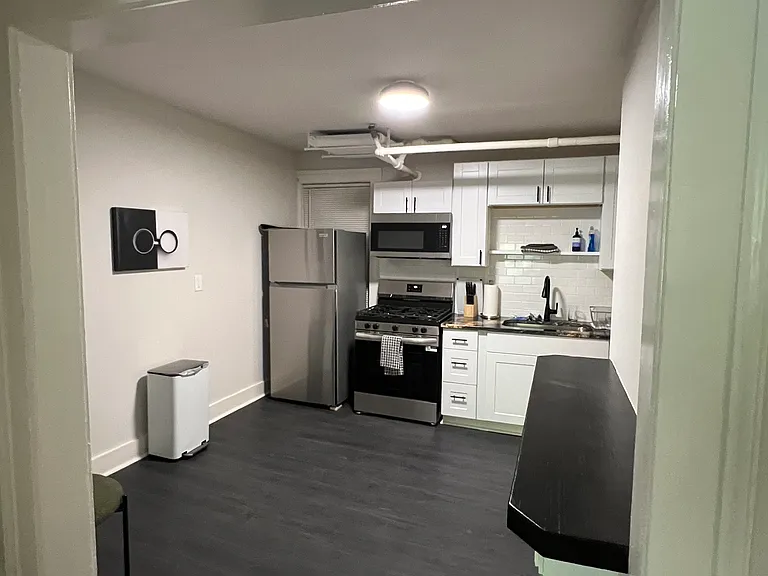 2617 Euclid Heights Blvd #7 — Photo 5
