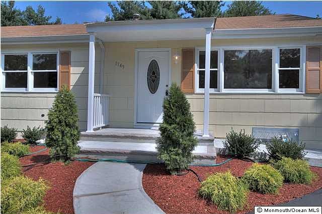 2nd image of 1149 Glenwood Rd