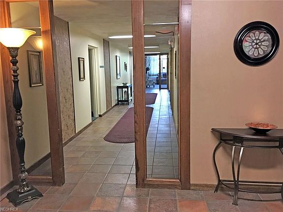 4th image of 520 Meredith Ln APT 501