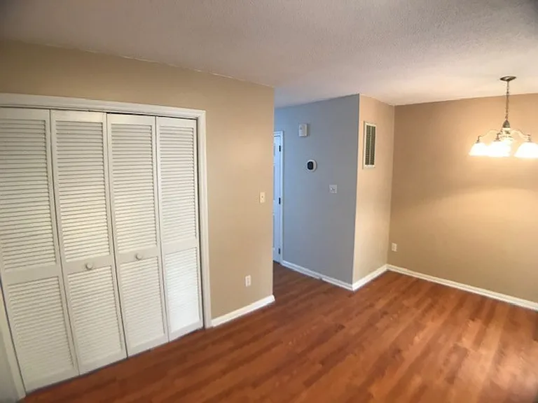 6749 Chauncey Dr — Photo 5