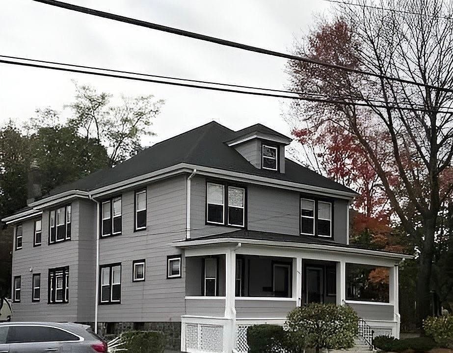 1st image of 290 Columbia Ave