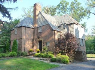 16033 Brewster Rd, East Cleveland, OH 44112