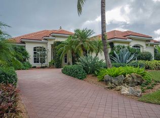 1211 Pine Point Rd, Riviera Beach, FL 33404