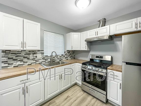 4th image of 22311 Arline Ave N
