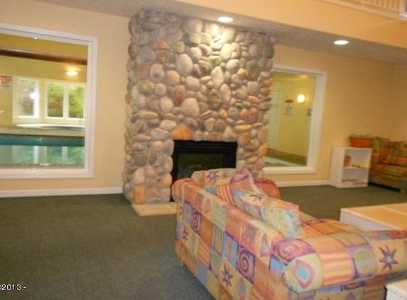 3rd image of 1113 N Highway 101 Unit 8