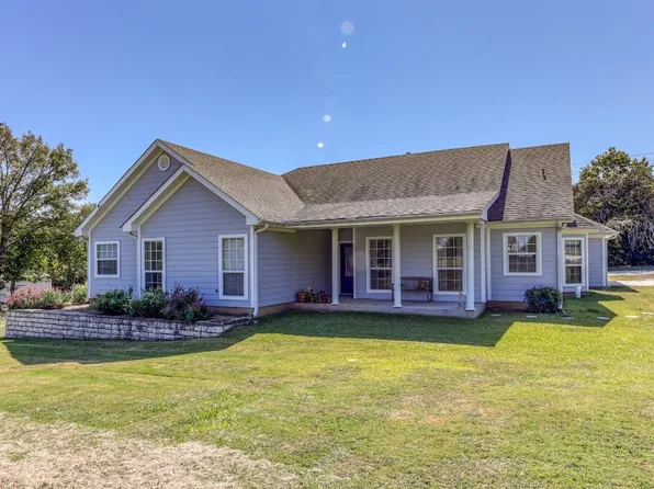 198 Shady Grove Ln, Weatherford, TX 76088