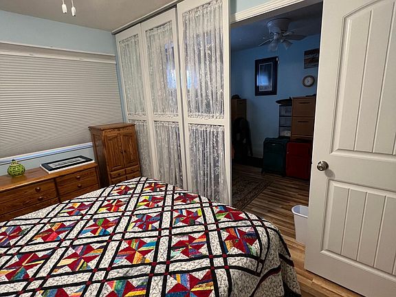 4th image of 1601 N Innsbruck Dr NE #328