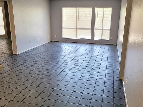 5th image of 1701 W TUCKEY Lane #207