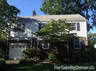 204 Wayne Ave, River Edge, NJ 07661