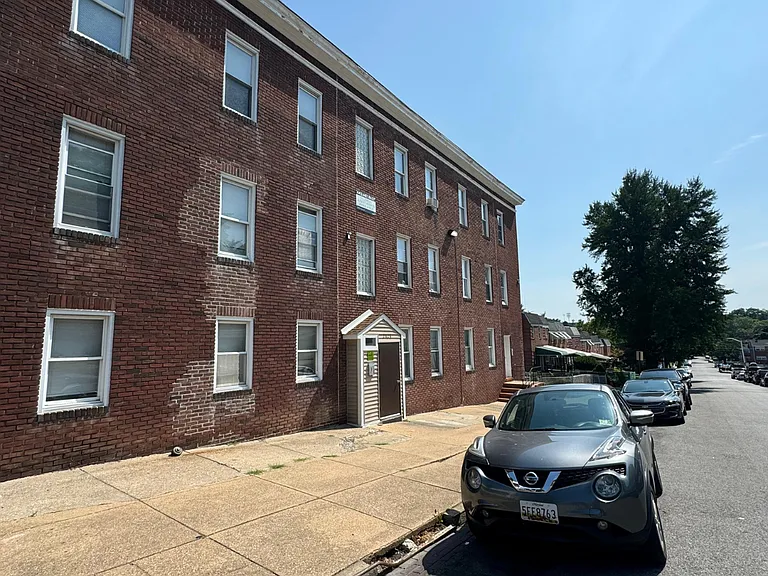 2826 Windsor Ave #A5 — Photo 11