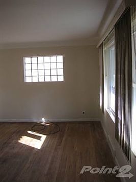 5th image of 515 E Granet Ave