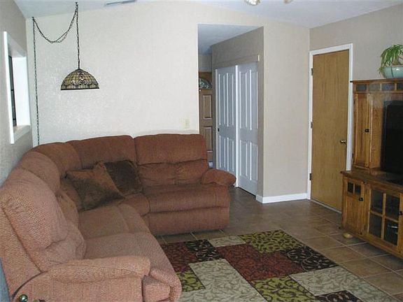 5th image of 2548 Eagle Ln
