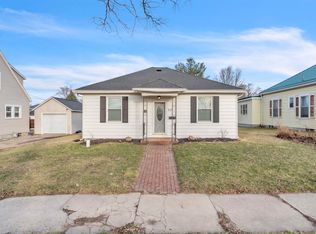 921 S Main St, Kendallville, IN 46755