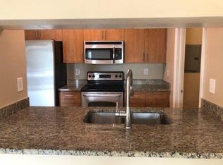 6495 Emerald Dunes Dr #320, West Palm Beach, FL 33411