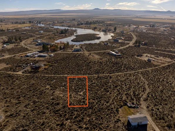 Elm St, Christmas Valley, OR 97641