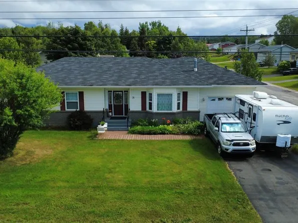 76 High Street, Deer Lake, NL A8A1N8