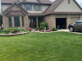 7699 Greene Farm Ct, Ypsilanti, MI