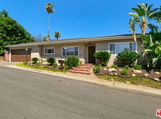 3734 Whitespeak Dr, Sherman Oaks, CA 91403