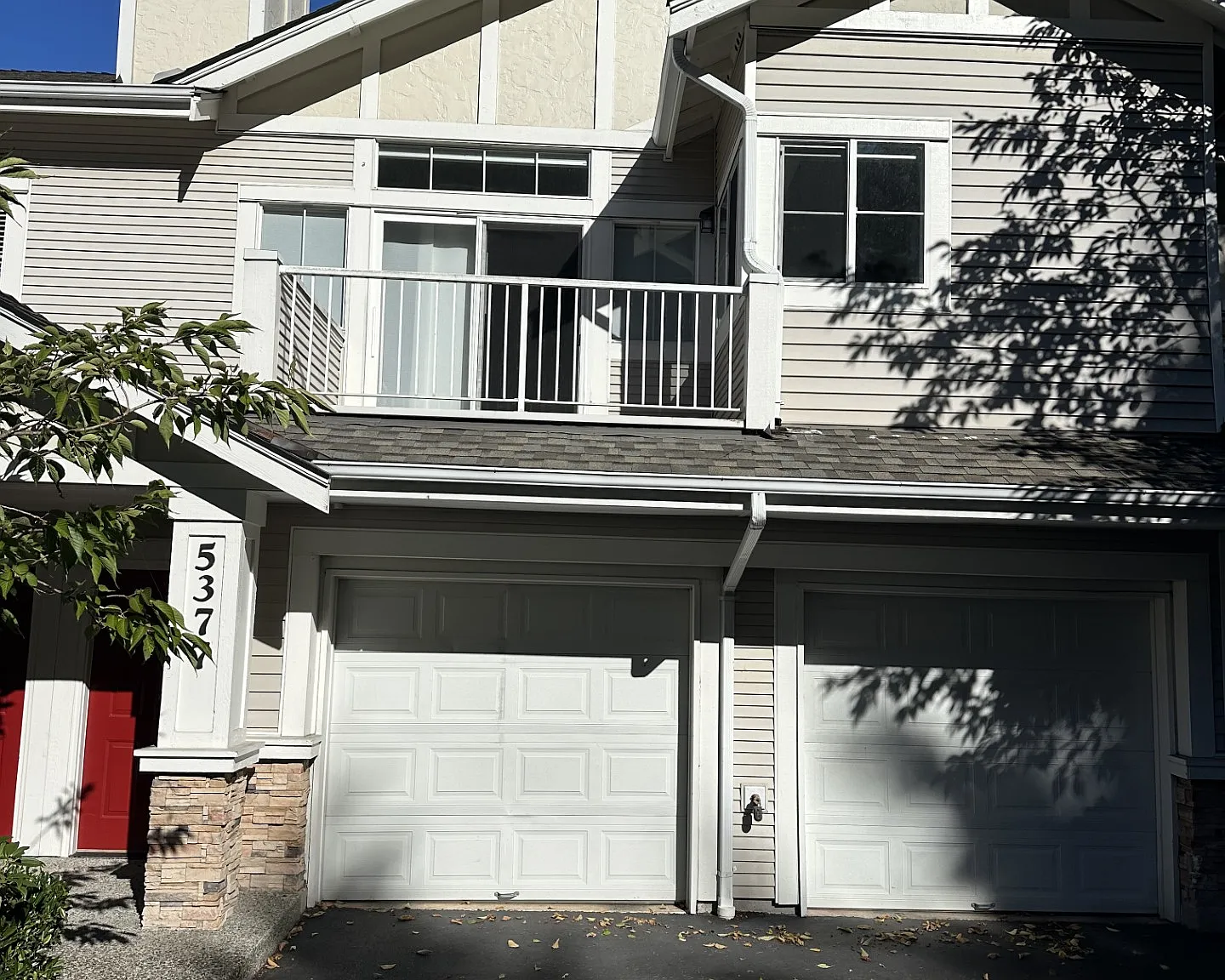 1 bed, 815 sqft, $2,200 — Photo 1