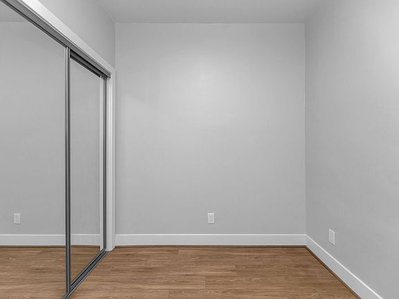 5th image of 1025 Steiner St #1