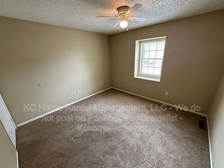 900 NW 36th Street Ter — Photo 18