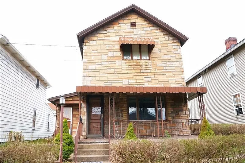 113 Kenric Ave photo 1