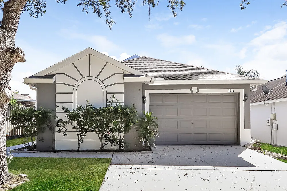 4 bed, 2.0 bath, 1326 sqft, $2,230 — Photo 1
