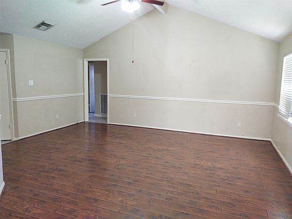 3rd image of 2515 Heritage Colony Dr