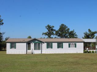 2175 Indiana Ave, Grand Ridge, FL 32442