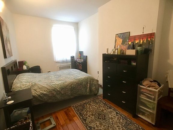5th image of 42 W 87th St APT 4