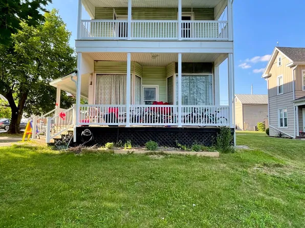 56 King St, Milroy, PA 17063