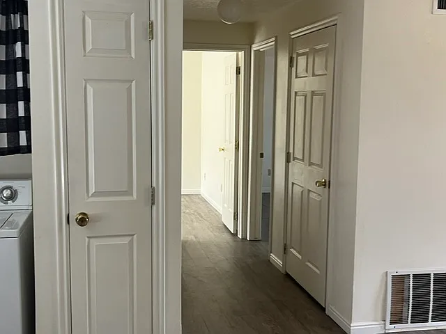 1642 W Harding Ave — Photo 5