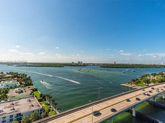 5th image of 10295 Collins Ave #1110/11