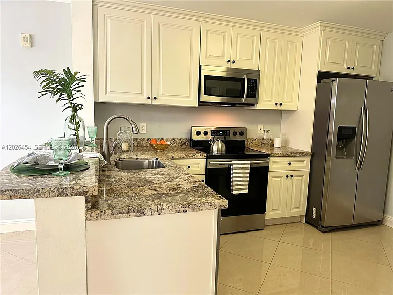 10141 W Sunrise Blvd #203 — Photo 18