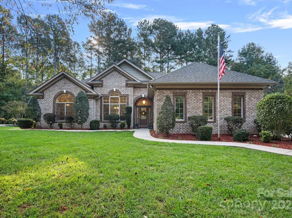 115 Hawk Run Ln, Troutman, NC 28166