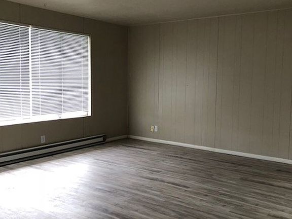 3rd image of 260-290 N 10th St #270