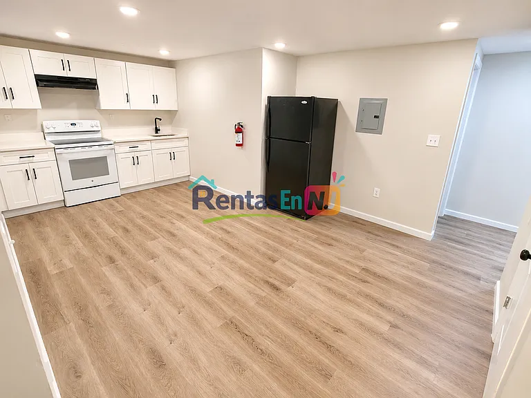 79-83 Tillinghast St #3 — Photo 1