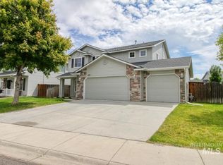 2176 N Cougar Way, Meridian, ID 83642