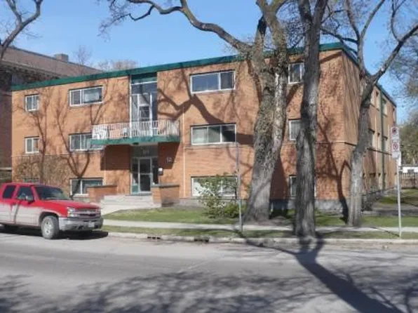 311 Stradbrook Ave #15, Winnipeg, MB R3L 0J5