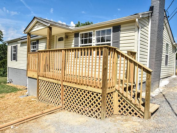 2nd image of 507 Black Oak Dr