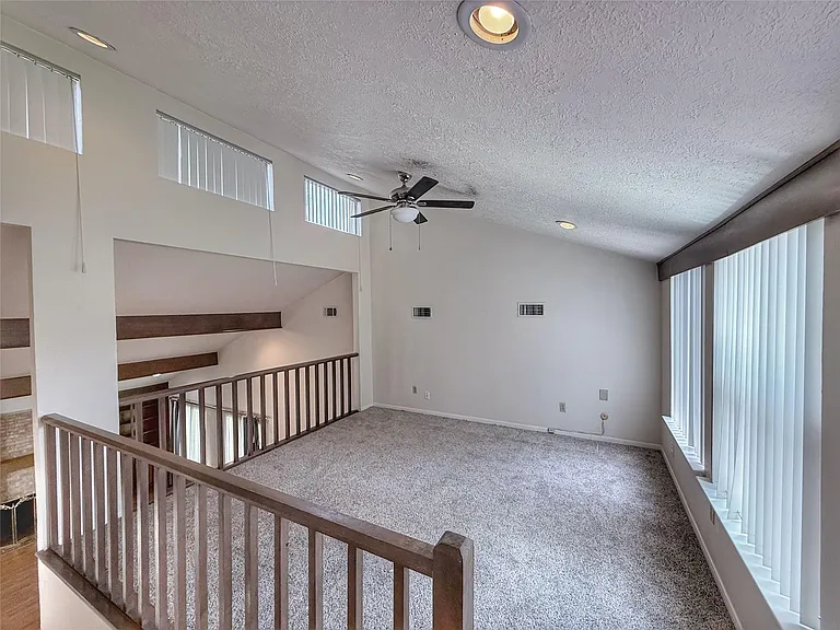 13103 Holston Hills Dr — Photo 29