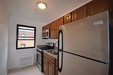 Rented by Silverstein Collection LLC 