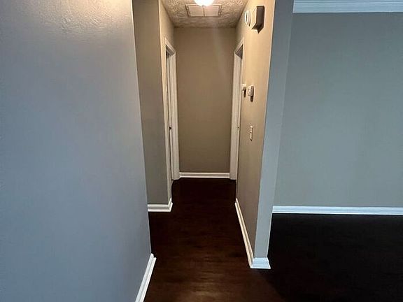 5th image of 378 Maltbie St
