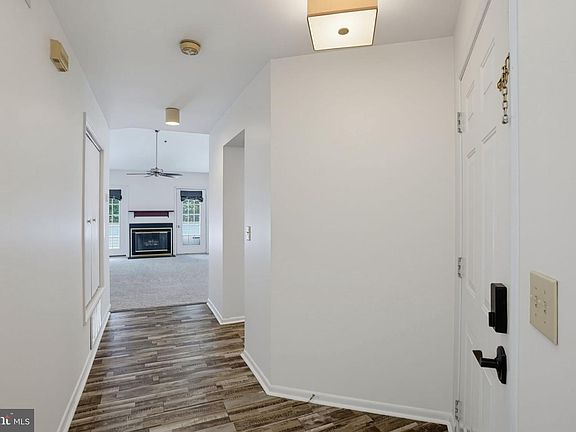 4th image of 407 Madeline Ct