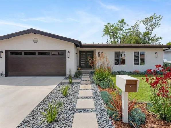 5607 Royer Ave, Woodland Hills, CA 91367