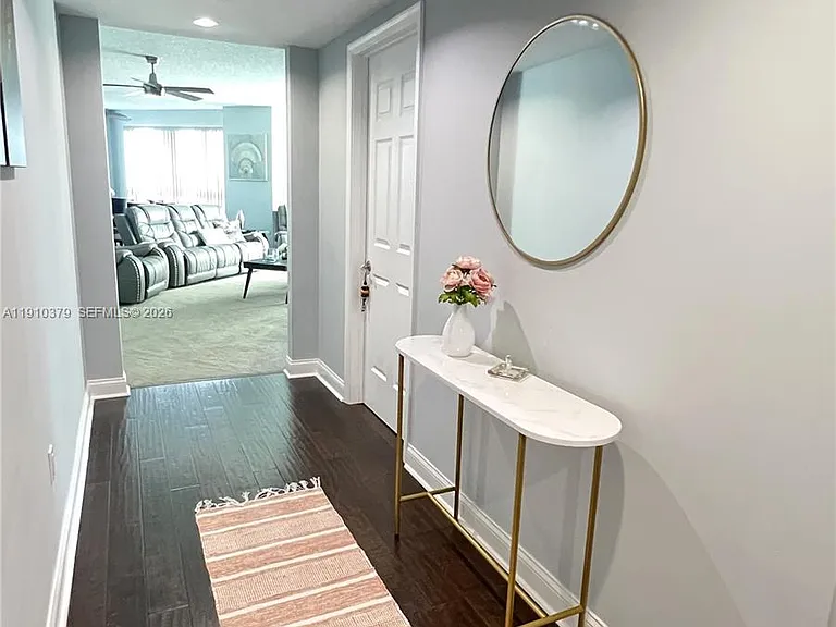 231 Riverside Dr #510 — Photo 31