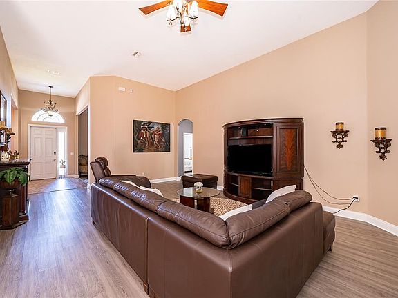 5th image of 4590 SW 111th Pl